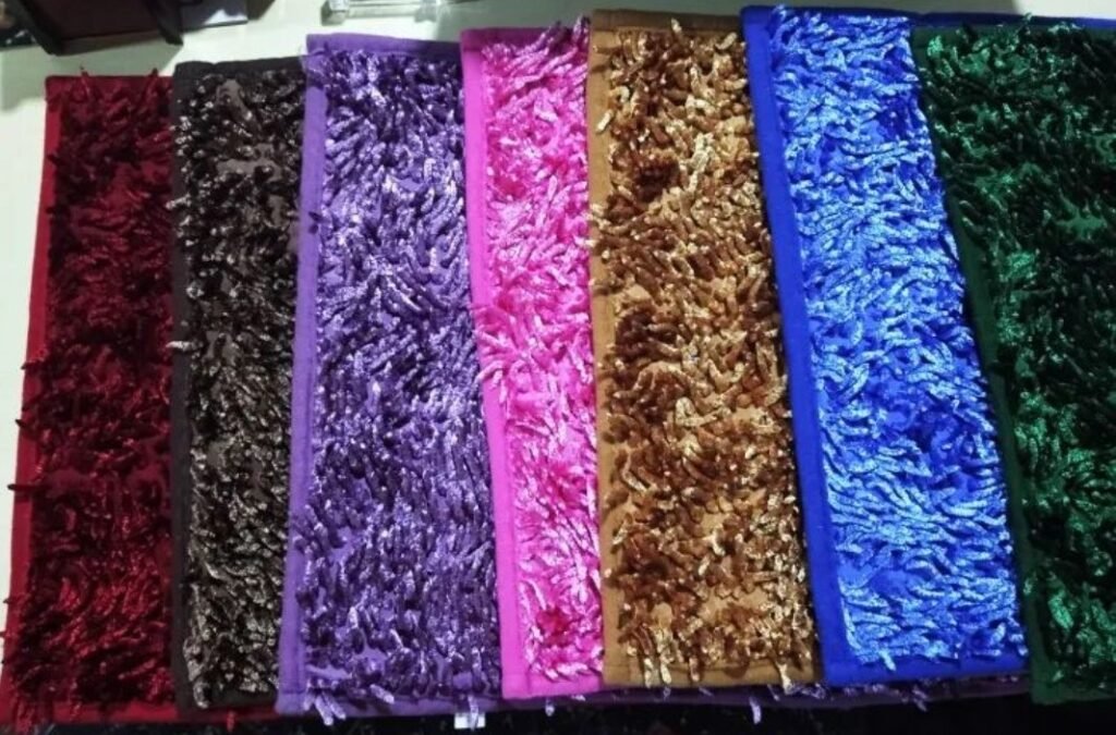 Mat Glossy